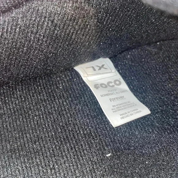 Men’s Foco Atlanta Braves Slippers - Picture 4 of 5